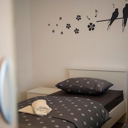 Apartman Mia シベニク エクステリア 写真