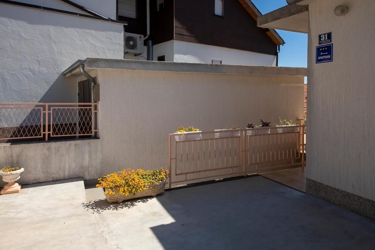 Apartman Mia シベニク エクステリア 写真