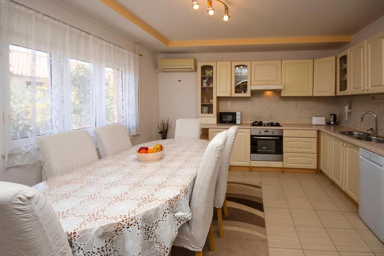 Apartman Mia シベニク エクステリア 写真
